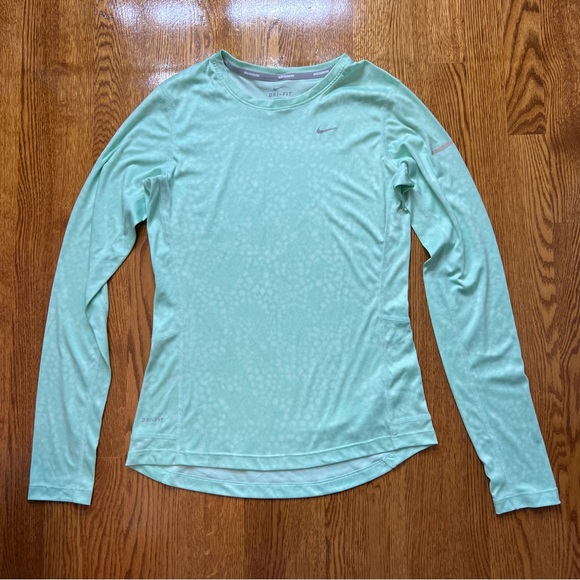 Nike Running Mint Longsleeve T Shirt - Picture 1 of 12